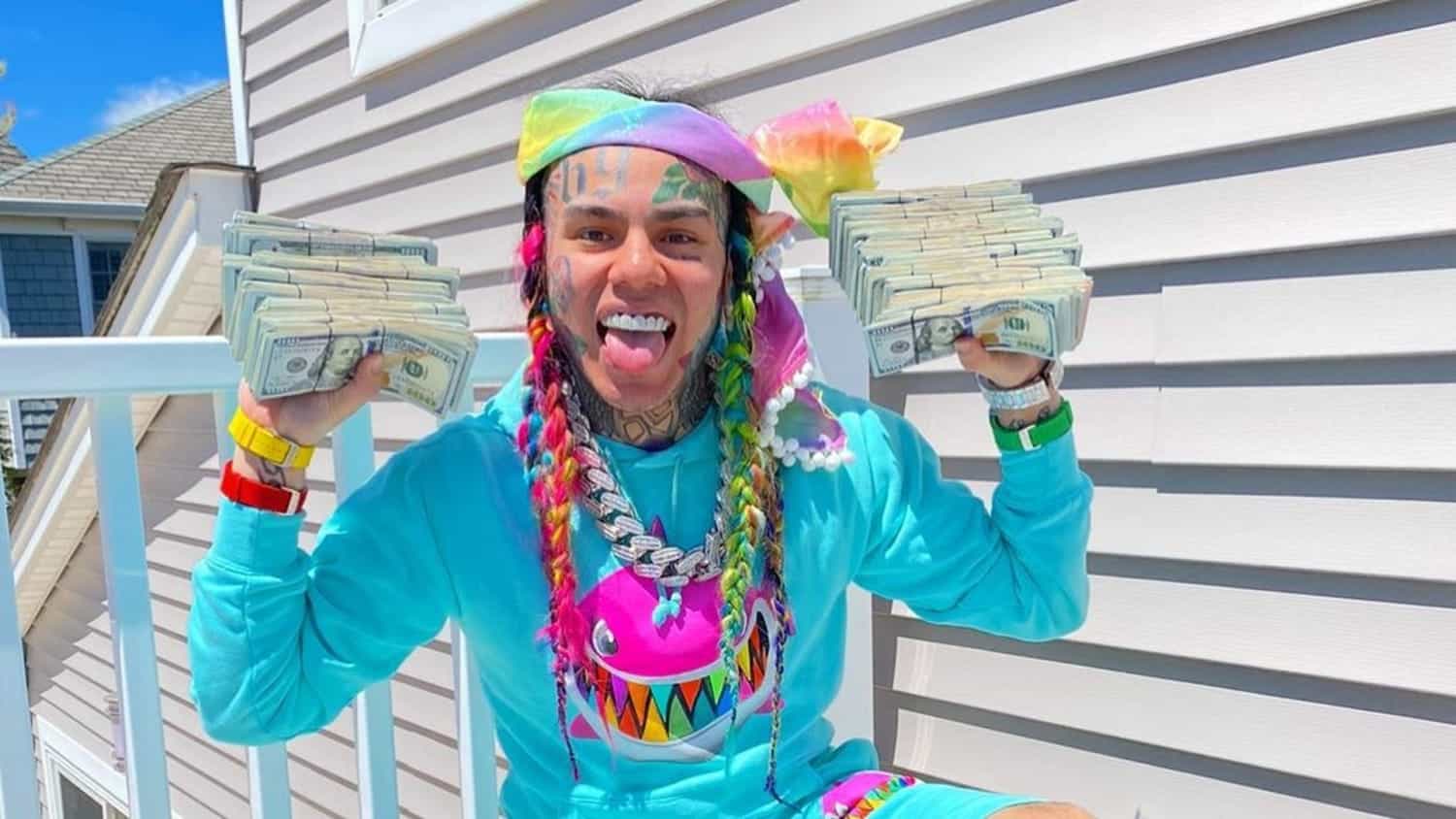 tekashi 6ix9ine dona miles de dolares a familias necesitadas las redes sociales exigen mas ayuda