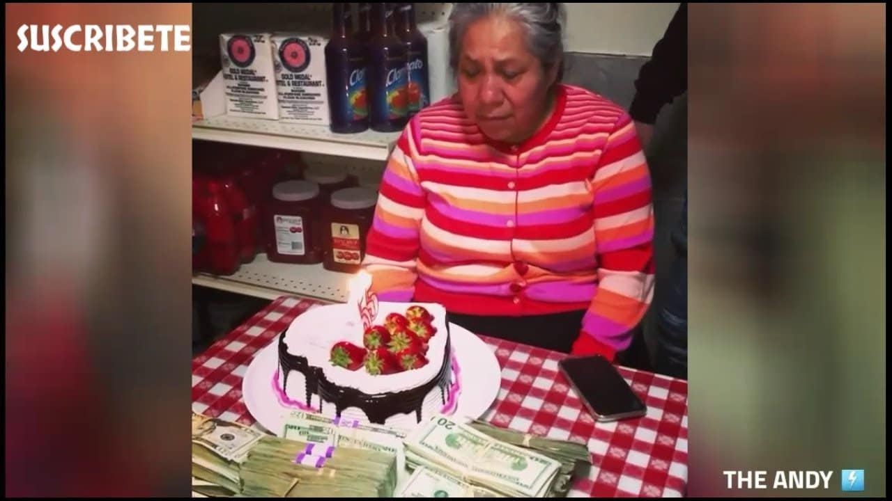 tekashi 6ix9ine regala dinero